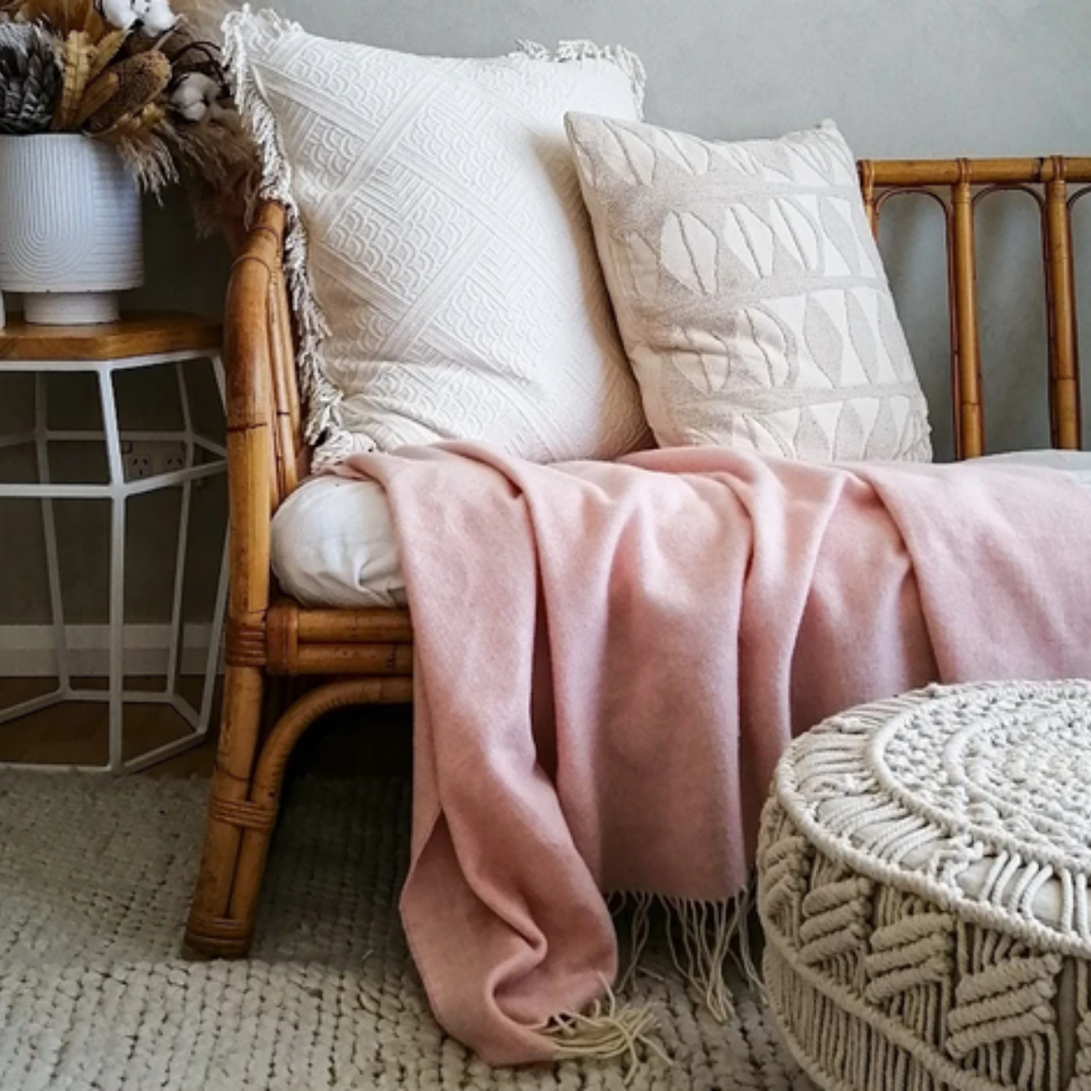 Umbriel Cashmere & Merino Throw - Blush