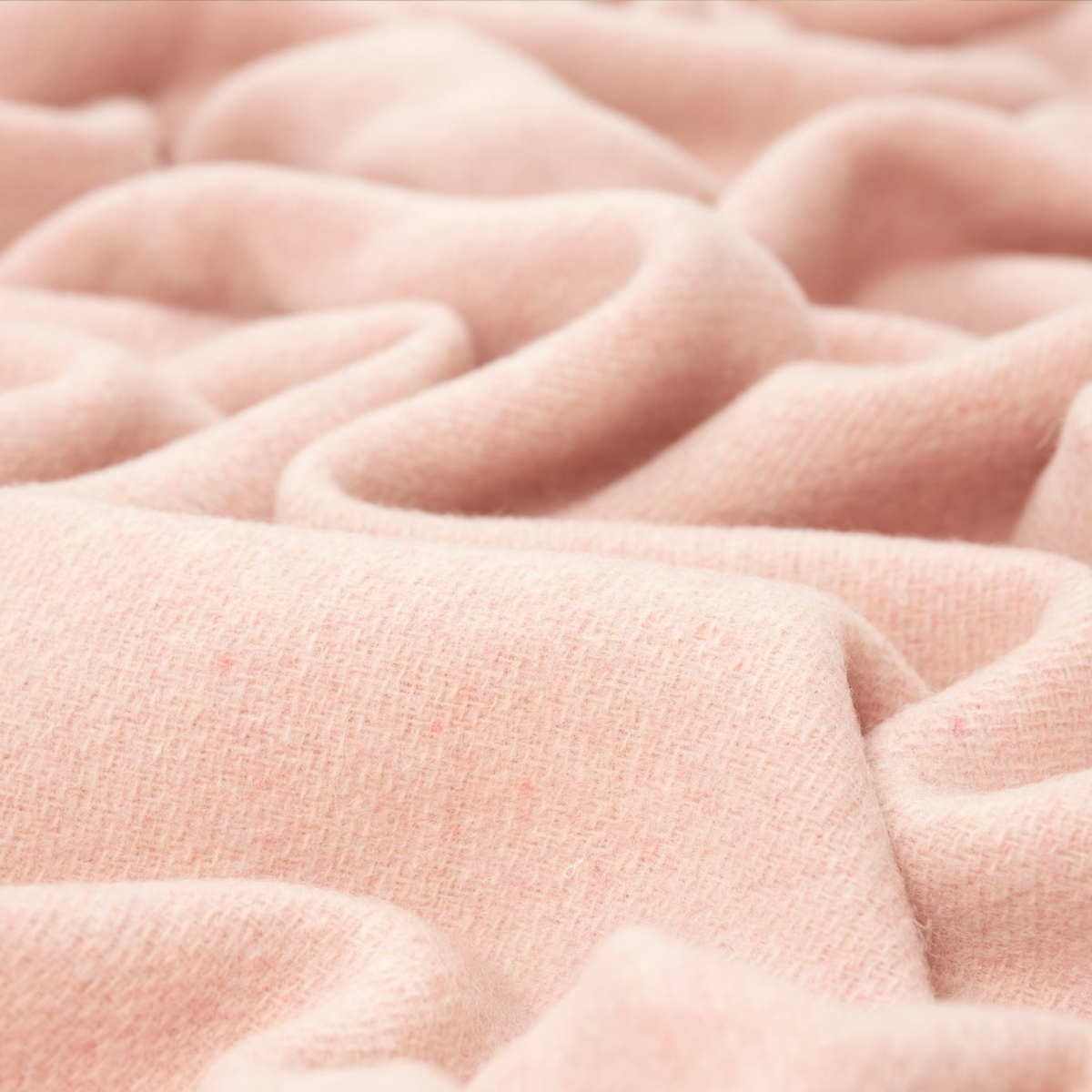 Lyra Merino Wool Blend Throw - Blush