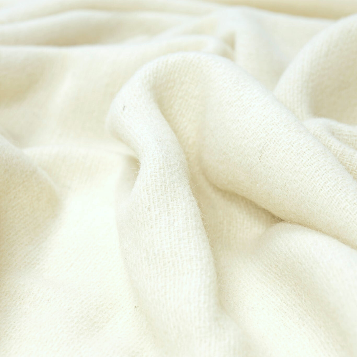 Lyra Merino Wool Blend Throw - Ivory