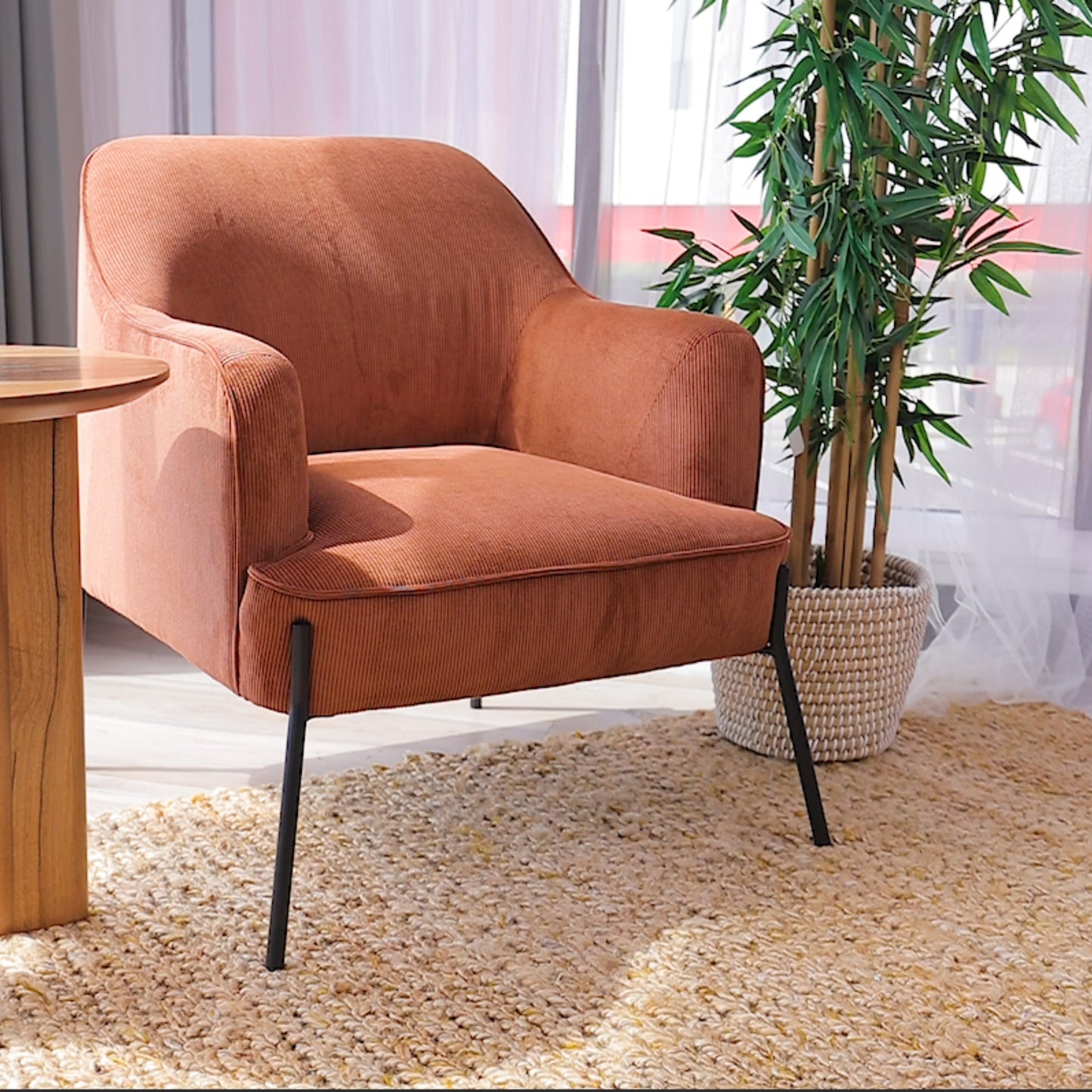 Magnolia Armchair Brown