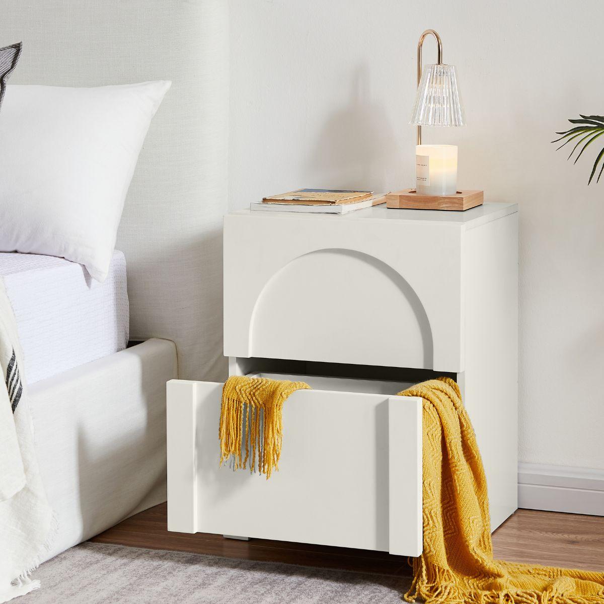 Aura SideTable